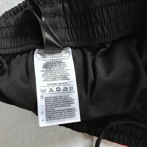 Adidas NWT Performance Shorts for Men Various - Picture 12 of 13